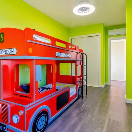 En لا مانغا ذيل مار مينور